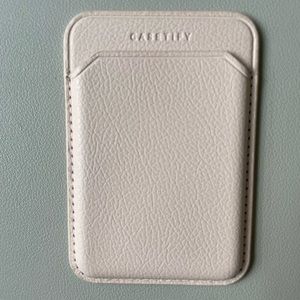 Casetify Mag Safe Wallet. IPhone 12 or 13. Color light pink